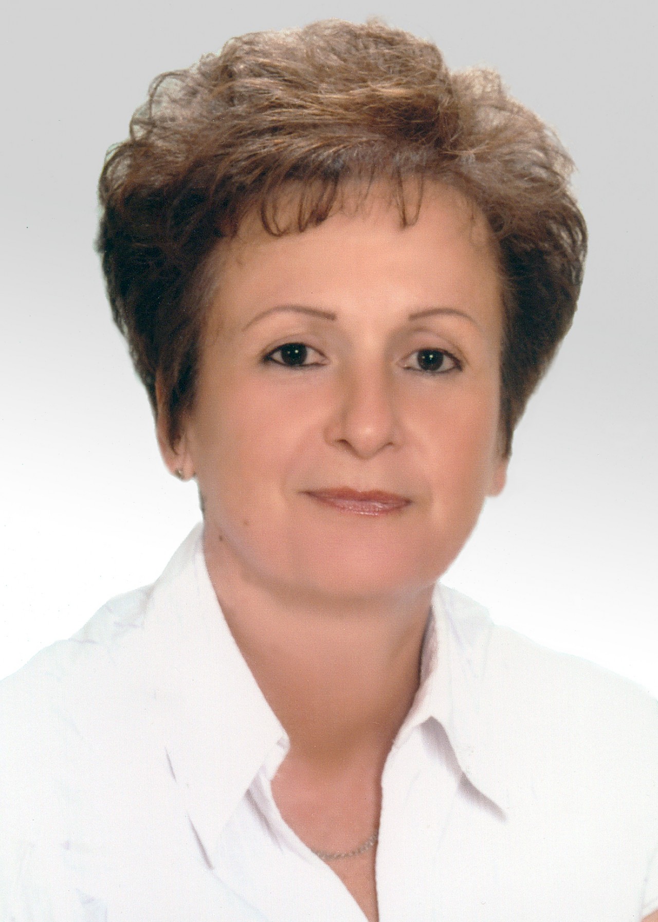 Dr. Mártonné Révész Erzsébet - tanító